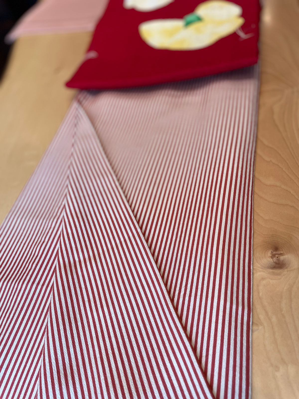 正絹小紋 単衣仕立て — Stripe Komon Kimono｜Heritage Collection
