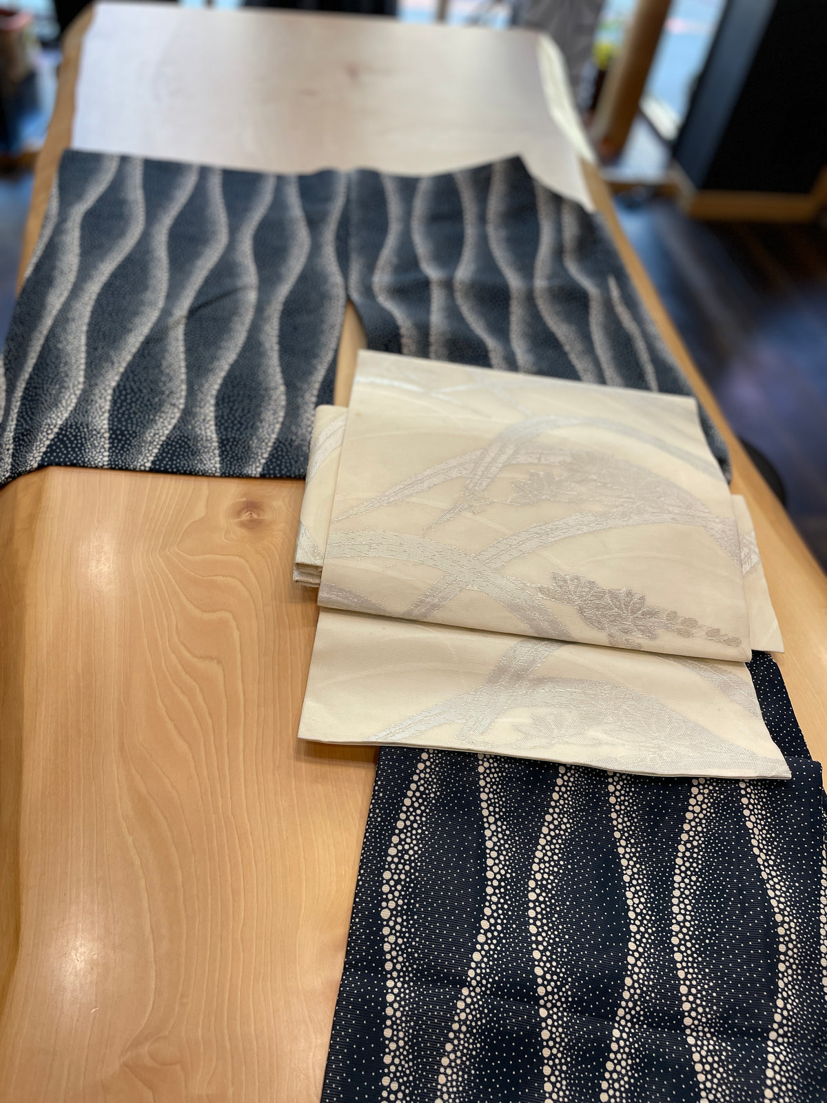 正絹夏小紋（絽） 単衣仕立て — Tatewaku Komon Kimono｜Heritage Collection