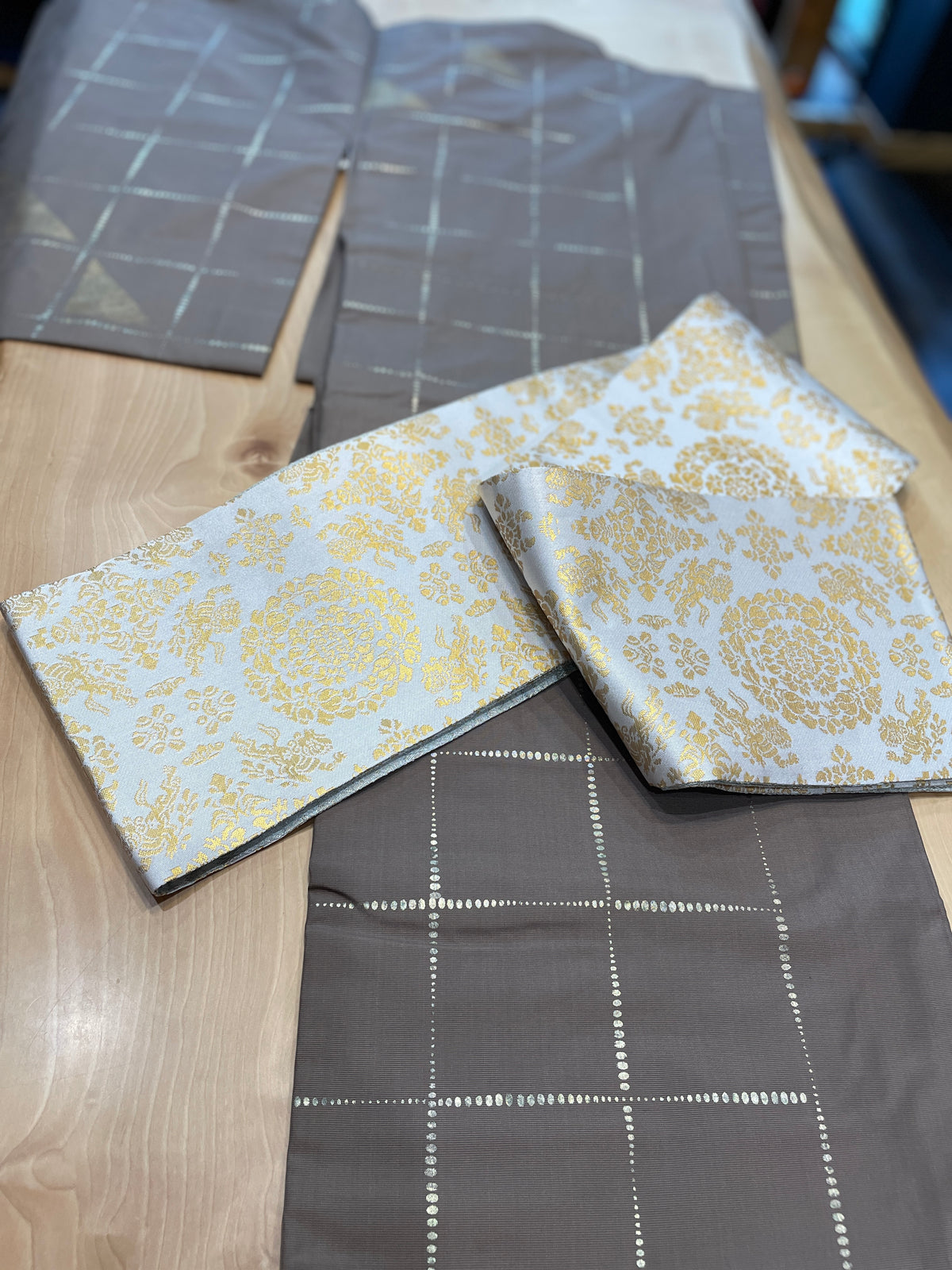正絹お召訪問着「金彩」 袷衣仕立て — Kinsai Omeshi Kimono｜Heritage Collection