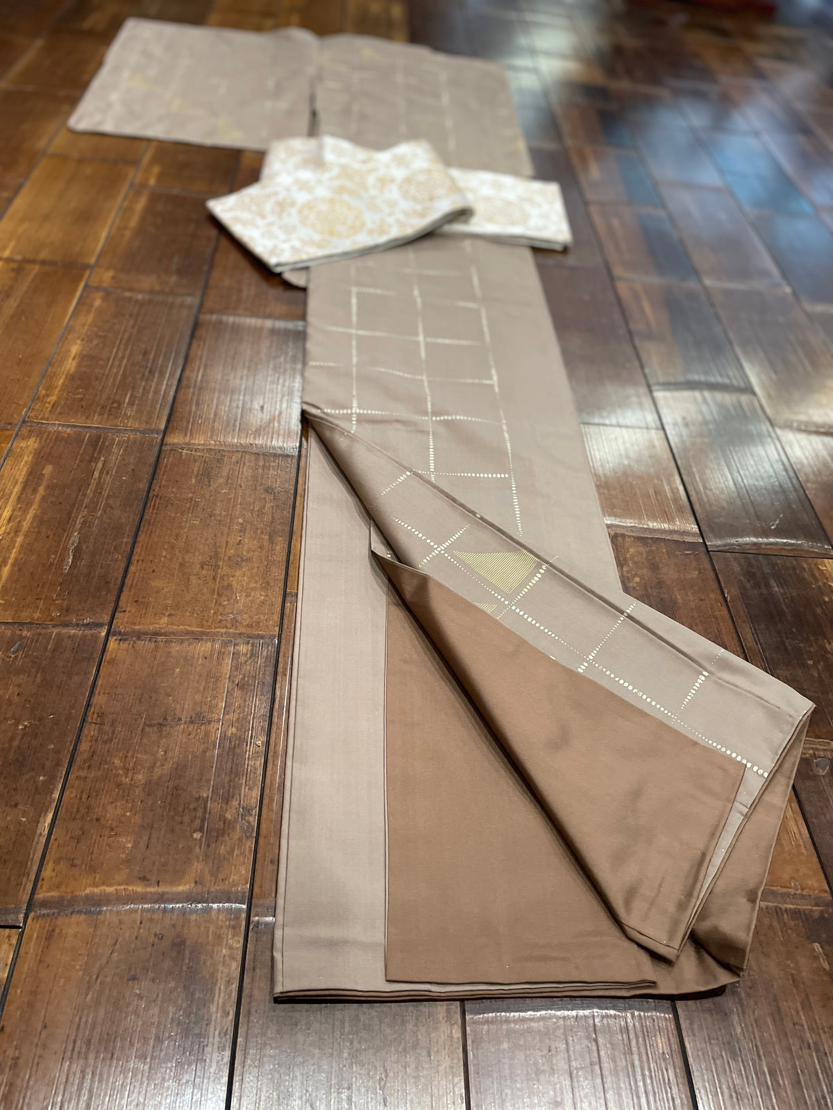 正絹お召訪問着「金彩」 袷衣仕立て — Kinsai Omeshi Kimono｜Heritage Collection