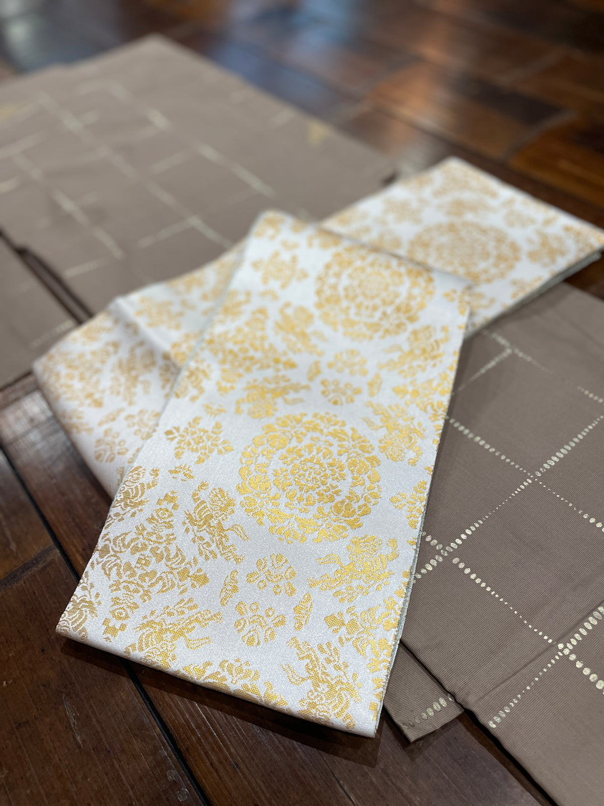 正絹お召訪問着「金彩」 袷衣仕立て — Kinsai Omeshi Kimono｜Heritage Collection