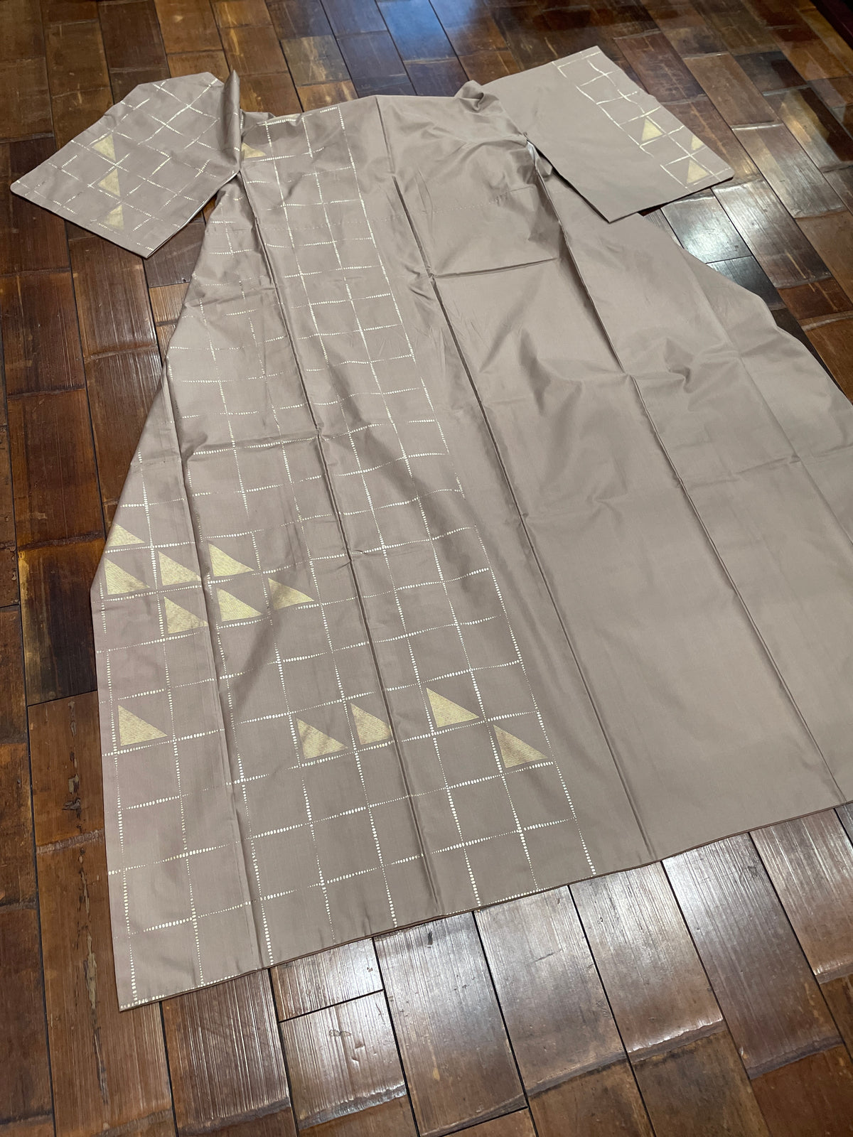 正絹お召訪問着「金彩」 袷衣仕立て — Kinsai Omeshi Kimono｜Heritage Collection