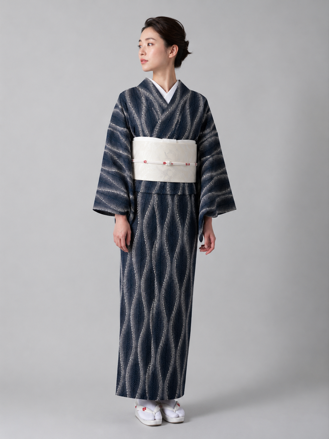 正絹夏小紋（絽） 単衣仕立て — Tatewaku Komon Kimono｜Heritage Collection
